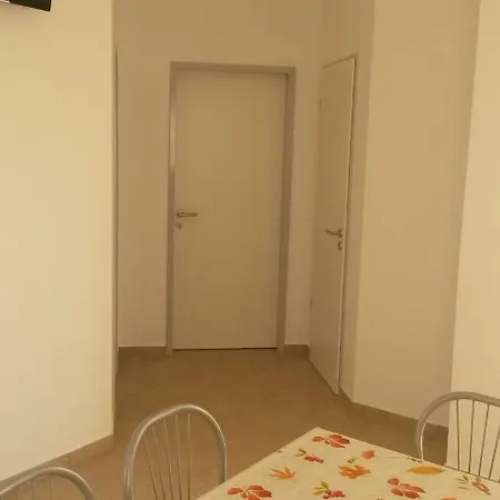 Szatmarhaz * Σζομπαθέλι