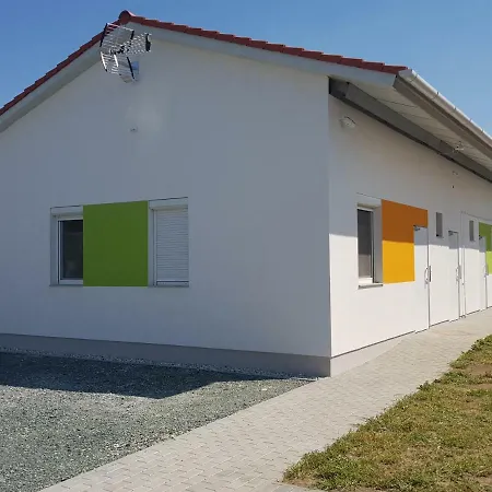 Szatmarhaz Apartment Szombathely