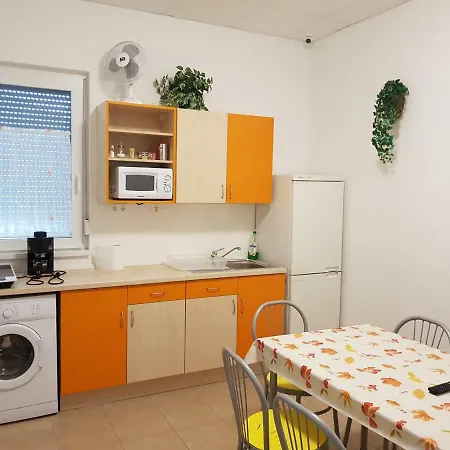 Szatmarhaz Апартаменты