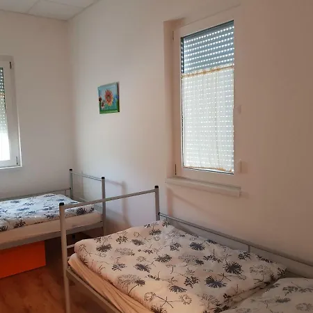 Szatmarhaz Apartment